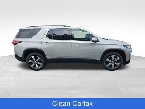 2022 Chevrolet Traverse LT Leather