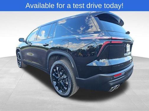 2024 Chevrolet Traverse LS