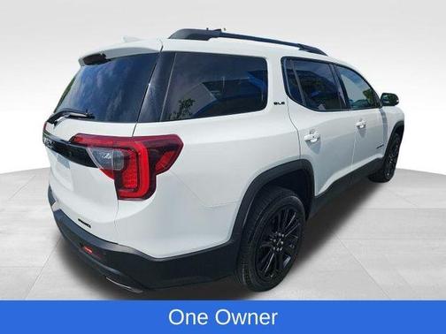 2022 GMC Acadia SLE