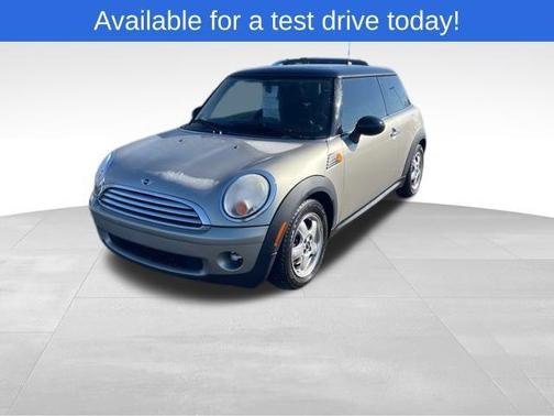 2009 MINI Cooper Base (M6)