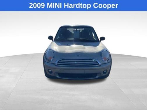 2009 MINI Cooper Base (M6)