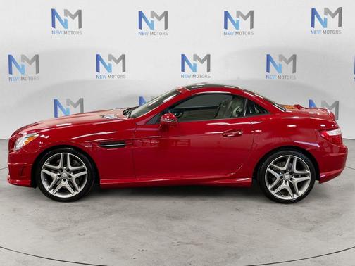 Mars Red 2016 Mercedes-Benz SLK-Class SLK350
