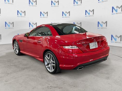 Mars Red 2016 Mercedes-Benz SLK-Class SLK350