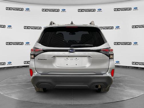 Ice Silver Metallic 2025 Subaru Forester AWD