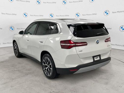 Mineral White Metallic 2026 BMW X3 30 xDrive