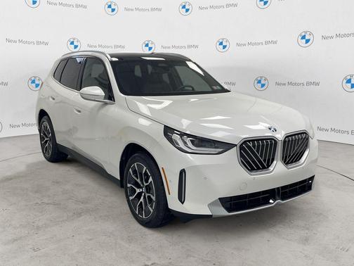 Mineral White Metallic 2026 BMW X3 30 xDrive