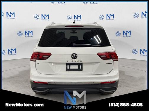 Pure White 2022 Volkswagen Tiguan 2.0T SE