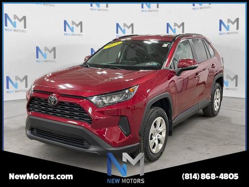 Pearl 2019 Toyota RAV4 LE
