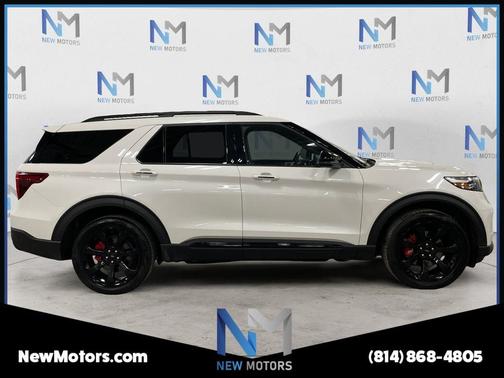 Star White 2024 Ford Explorer ST