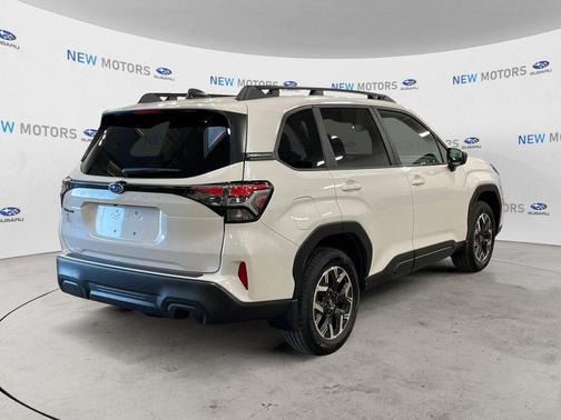 White Pearl 2026 Subaru Forester Premium
