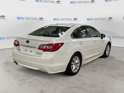 White 2017 Subaru Legacy 2.5i Premium