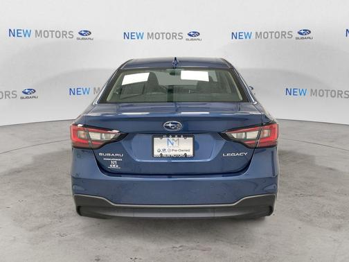 2022 Subaru Legacy 