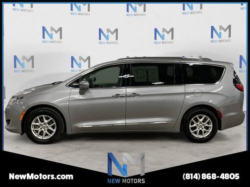 2020 Chrysler Pacifica Touring-L