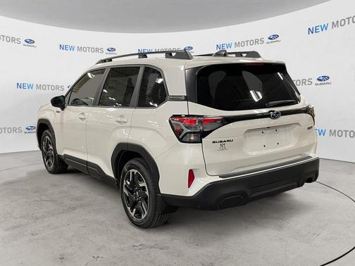 White Pearl 2026 Subaru Forester Premium