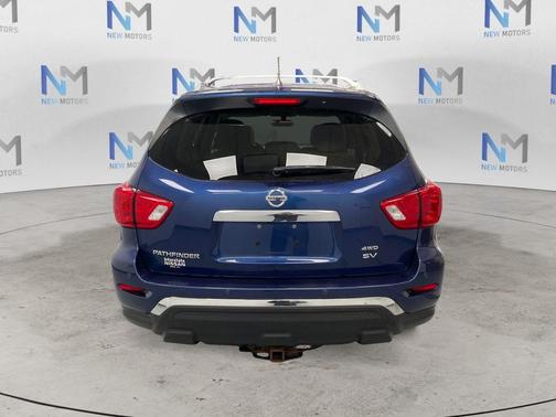 Caspian Blue 2017 Nissan Pathfinder SV