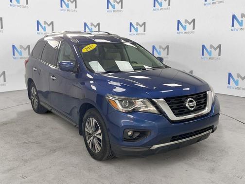 Caspian Blue 2017 Nissan Pathfinder SV