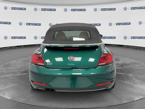 Bottle Green w/ Black Top 2017 Volkswagen Beetle 1.8T Classic