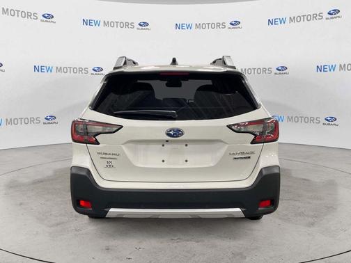 2023 Subaru Outback Touring