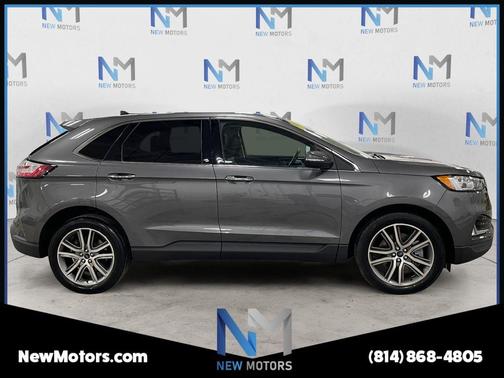 2022 Ford Edge Titanium