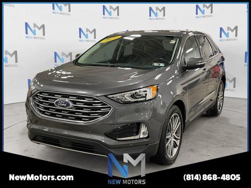 2022 Ford Edge Titanium