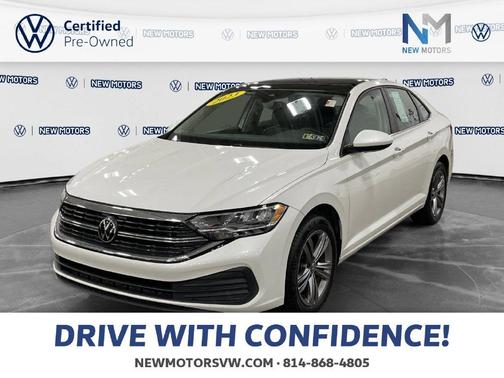 Opal White Pearl Effect 2023 Volkswagen Jetta 1.5T SE