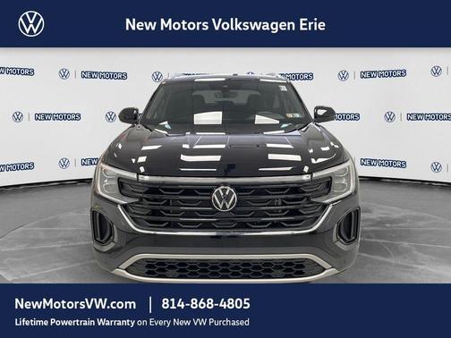 Deep Black Pearl Effect 2026 Volkswagen Atlas Cross Sport 2.0T SE W/TECHNOLOGY