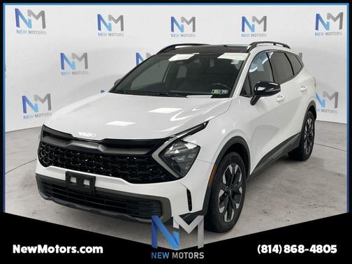 White Pearl 2023 Kia Sportage X-Line