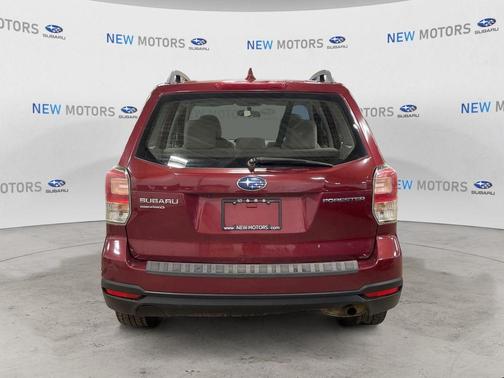 Venetian Red Pearl 2018 Subaru Forester 2.5i