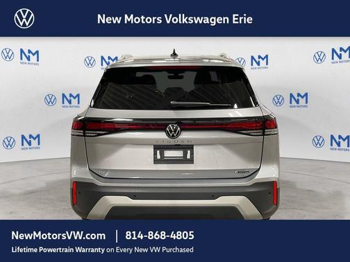 Pyrite Silver Metallic 2026 Volkswagen Tiguan 2.0T SE