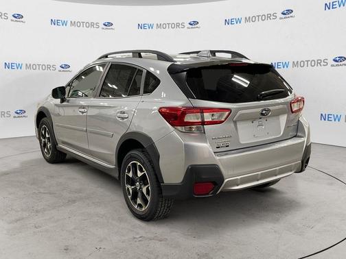 Ice Silver Metallic 2018 Subaru Crosstrek 2.0i Premium