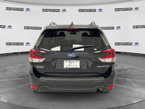 Crystal Black Silica 2019 Subaru Forester Base