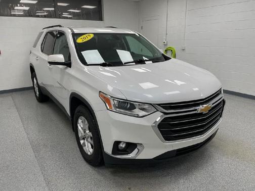 2019 Chevrolet Traverse LT Cloth