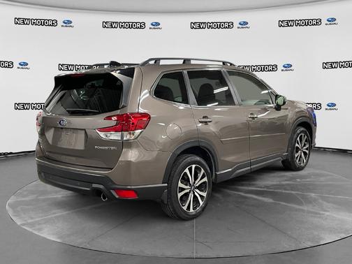 Bronze Metallic 2024 Subaru Forester Base