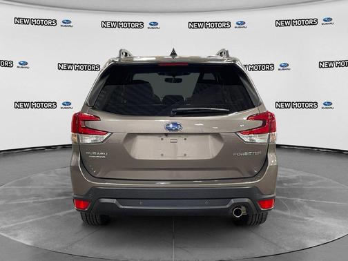 Brilliant Bronze Metallic 2024 Subaru Forester Limited