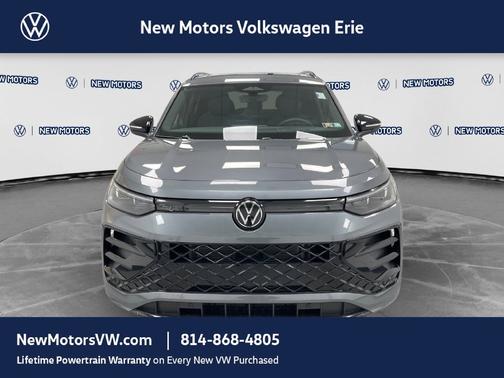 Platinum 2026 Volkswagen Tiguan 2.0T SE R-Line Black