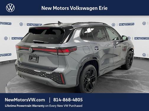 Platinum 2026 Volkswagen Tiguan 2.0T SE R-Line Black