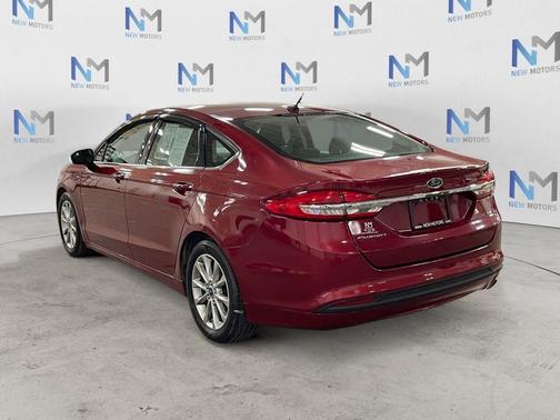 Ruby Red Metallic 2017 Ford Fusion SE