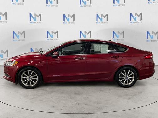 Ruby Red Metallic 2017 Ford Fusion SE