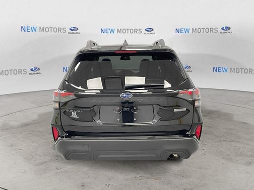 Black / Silver 2026 Subaru Forester Premium