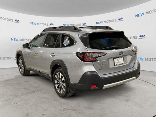 Ice Silver Metallic 2024 Subaru Outback Limited