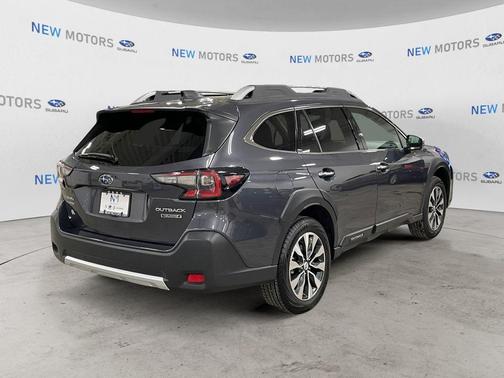 2024 Subaru Outback Touring