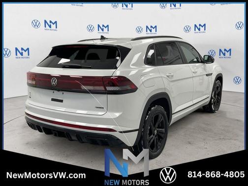 2026 Volkswagen Atlas Cross Sport 2.0T SEL R-Line Black