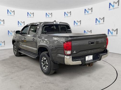 Magnetic Gray Metallic 2017 Toyota Tacoma TRD Off Road