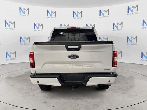 Oxford White 2018 Ford F-150 XLT