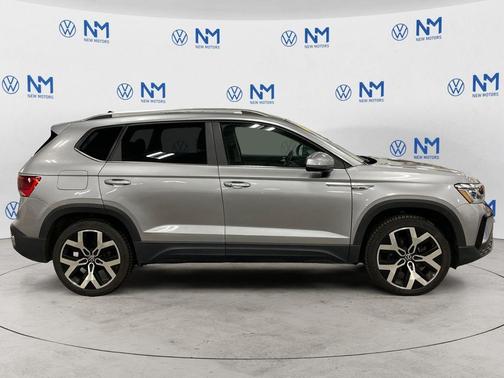 Pyrite Silver Metallic 2022 Volkswagen Taos 1.5T SEL
