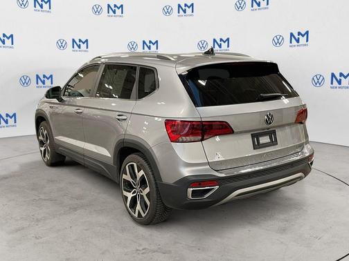 Pyrite Silver Metallic 2022 Volkswagen Taos 1.5T SEL