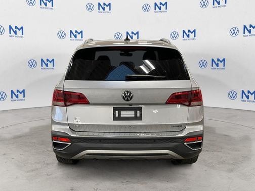 Pyrite Silver Metallic 2022 Volkswagen Taos 1.5T SEL