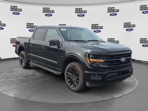 Black Metallic 2025 Ford F-150 XLT