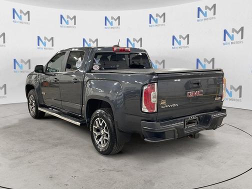 Cyber Gray Metallic 2015 GMC Canyon SLE