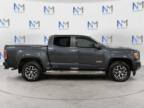 Cyber Gray Metallic 2015 GMC Canyon SLE